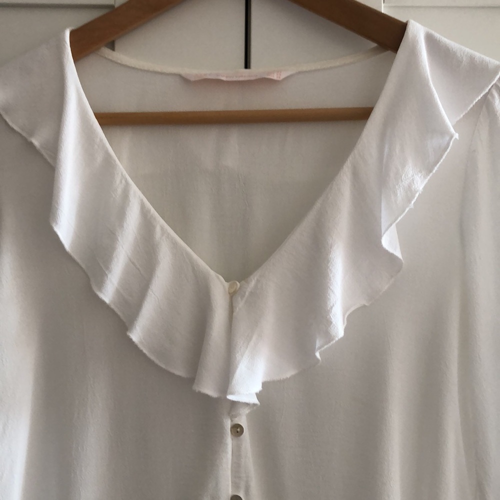 Zara Long Sleeved Ruffle Blouse - Picture 5 of 5